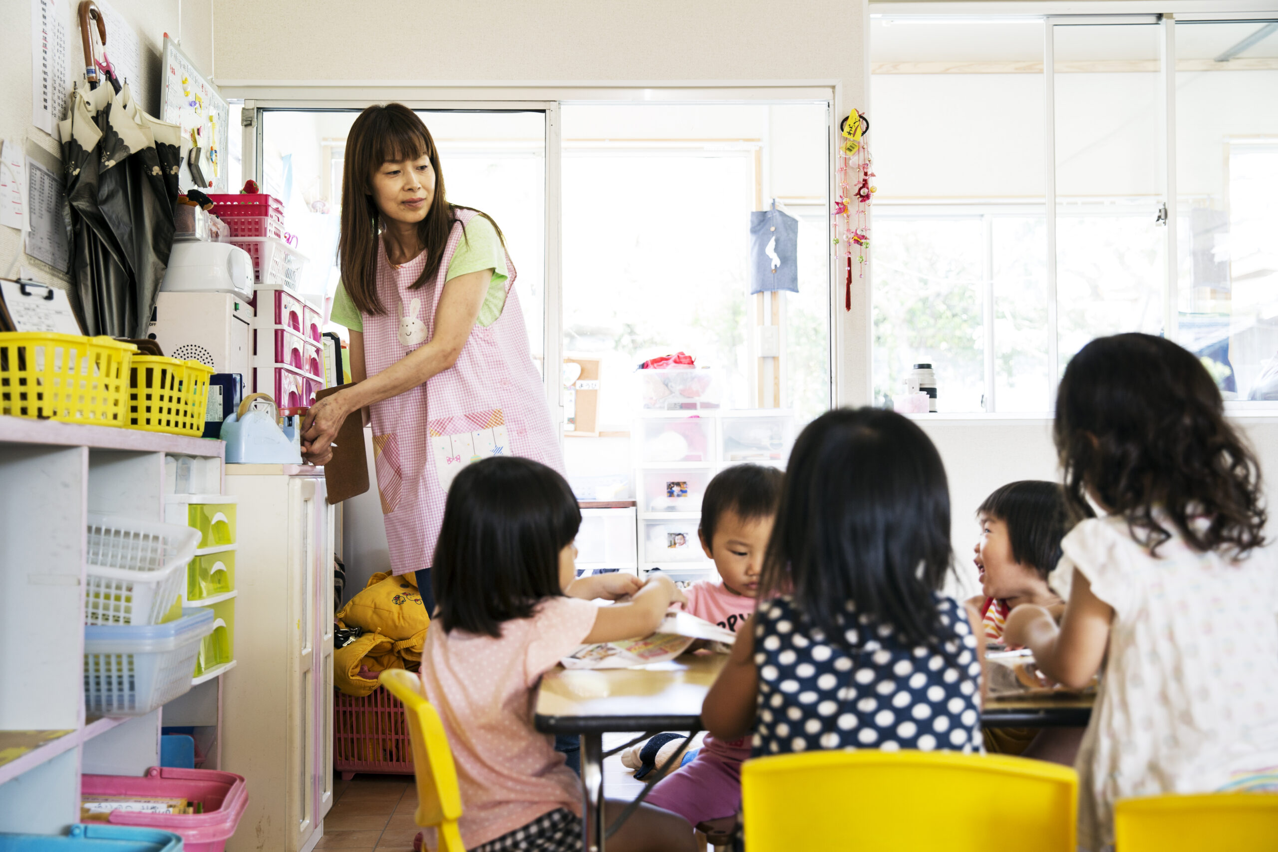 Providing Familiarity with Classroom Settings